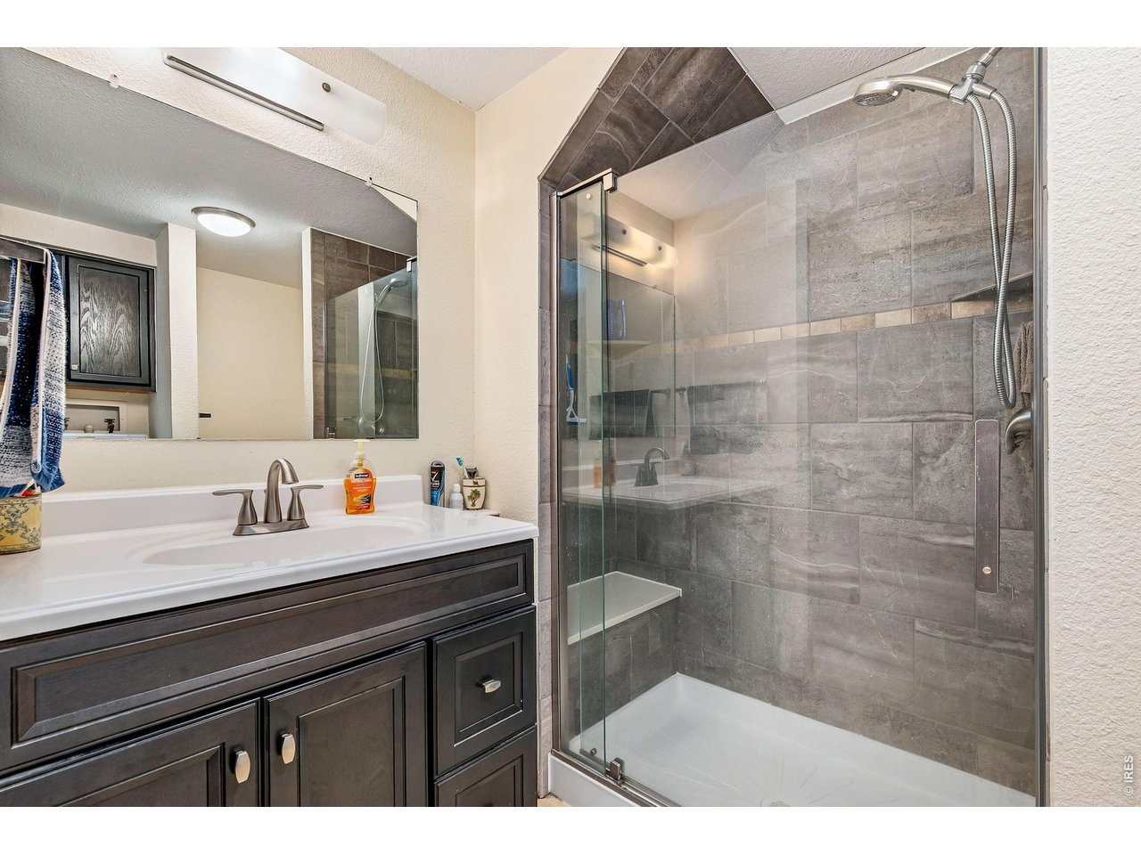 Property Photo 21 Remodeled bath