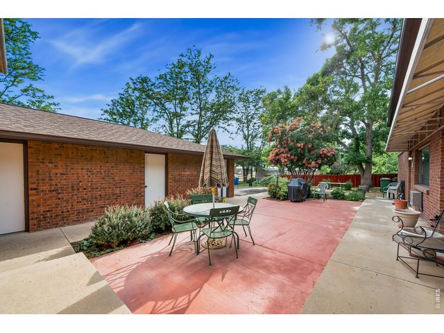 Property Photo 38 Great courtyard out back