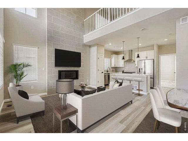 Property Photo 1 Living Space (level 2)