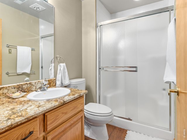 Property Photo 33 Lower level ensuite bath