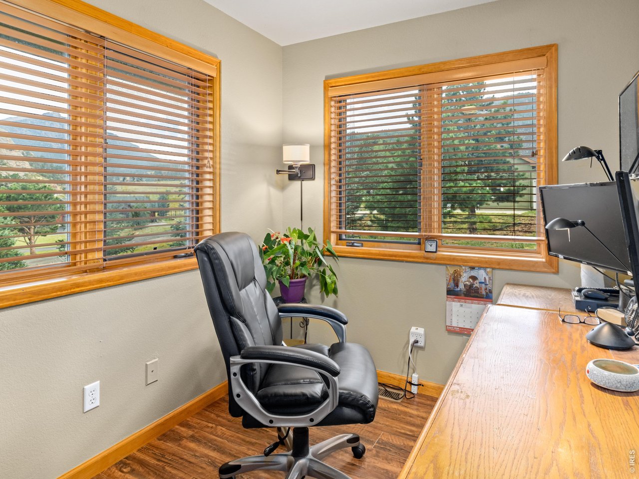 Property Photo 28 Adjacent office or private yoga room