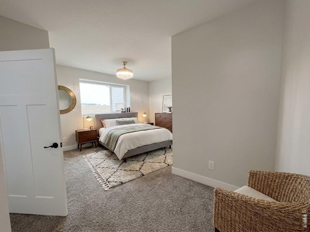 Property Photo 18 bedroom 4