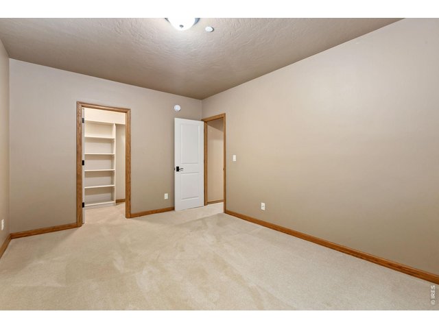 Property Photo 39 Basement Bedroom - Large Closet