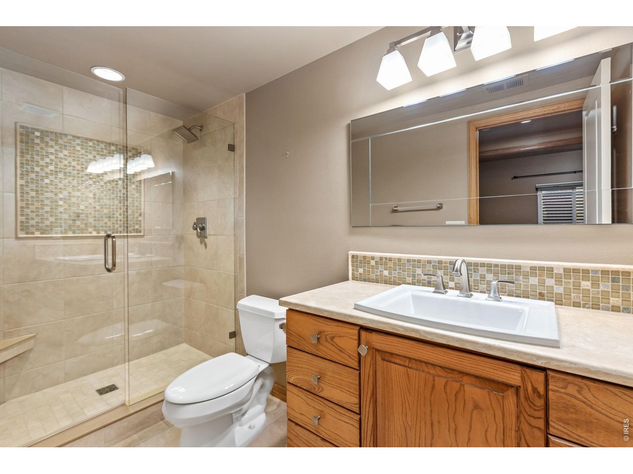 Property Photo 40 Basement Bathroom