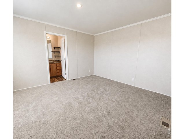 Property Photo 13 Primary Bedroom