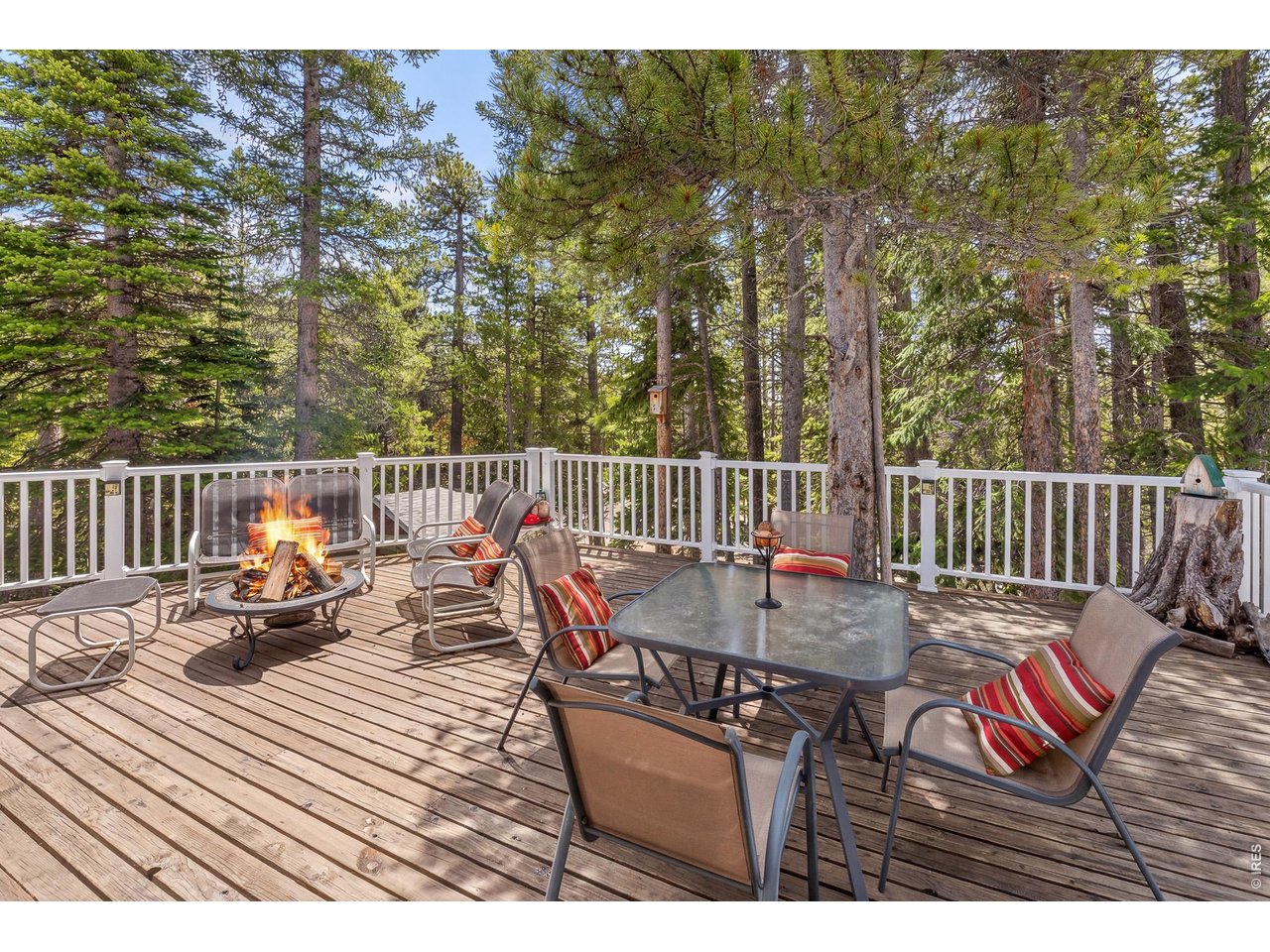 Property Photo 3 Large Deck