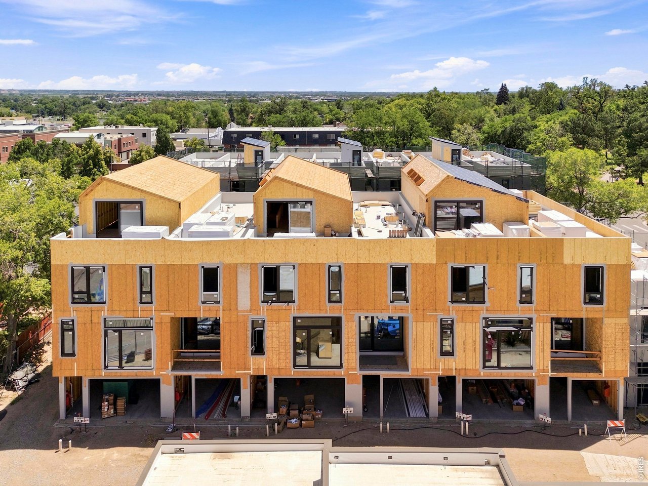 Property Photo 29 The larger B plan or Le Grand Soleil, sits tall with over 3,000 finished square feet, 2 car urban garage, 3 Bedrooms+ an office + a upper lounge or loft, private elevator and spacious rootop deck!