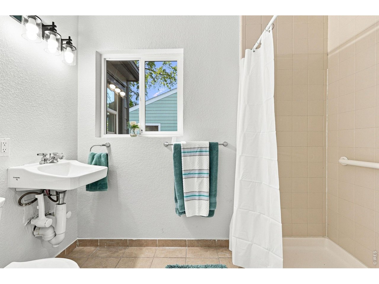Property Photo 34 