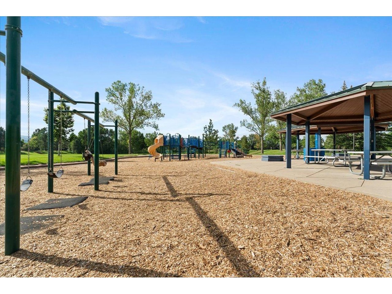 Property Photo 38 Conveniently located minutes from parks and playgrounds