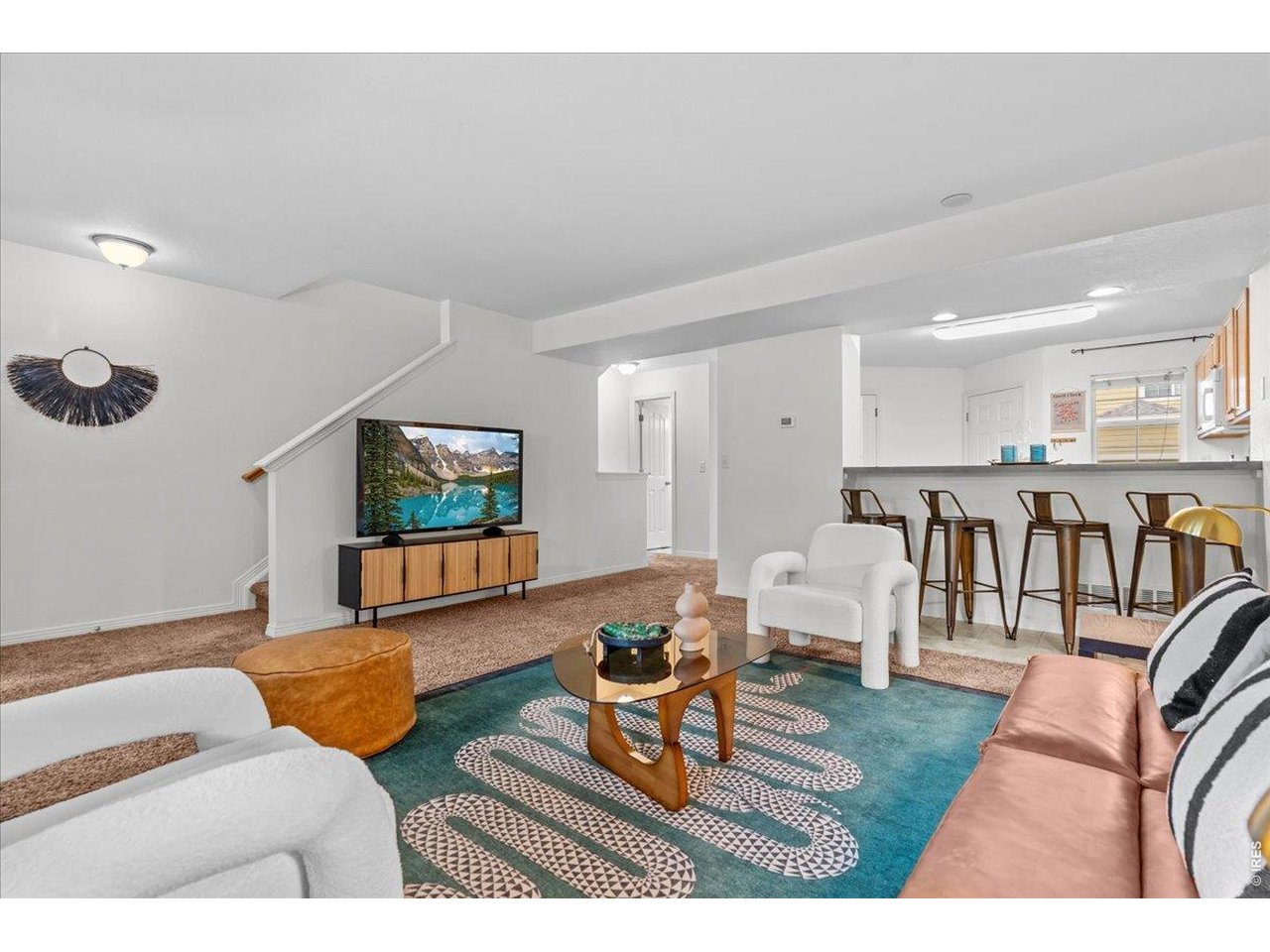 Property Photo 8 bright and spacious living spaces