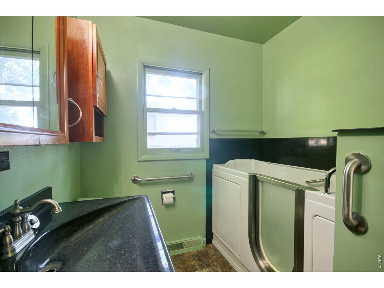 Property Photo 25 
