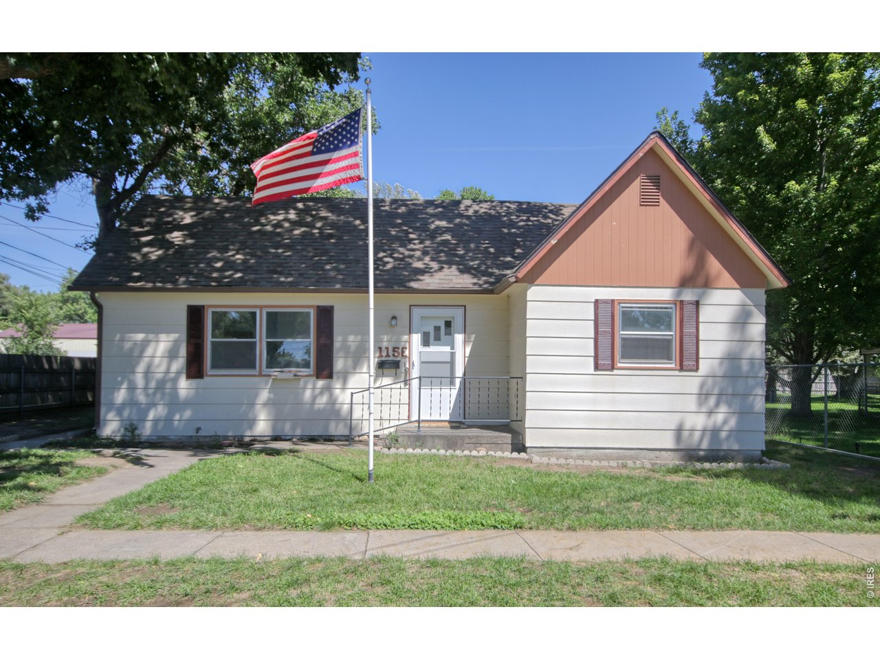 Property Photo 1 