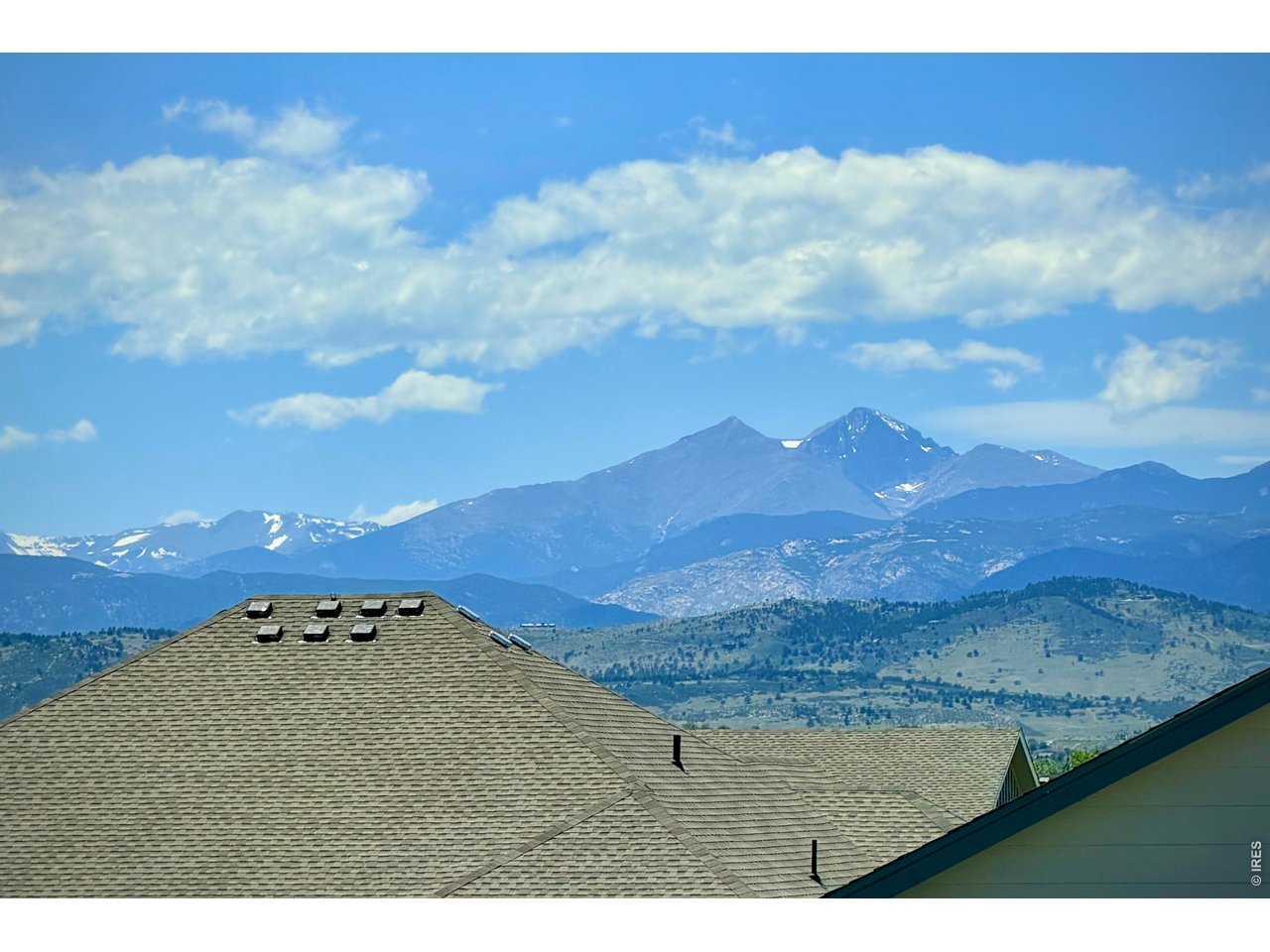 Property Photo 3 Wake up to incredible mountain views from the primary suite each morning!