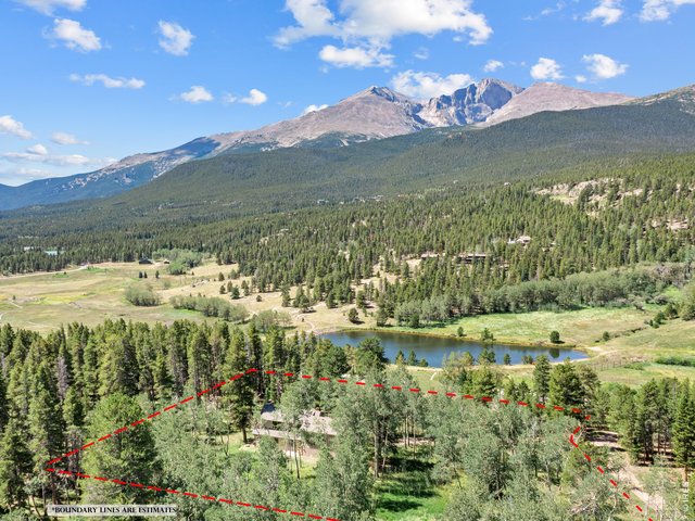 Property Photo 33 Easy access and endless adventure