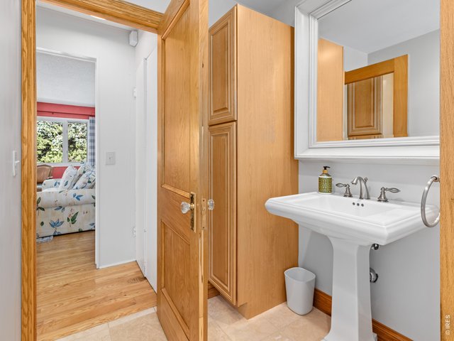 Property Photo 27 Main level bath