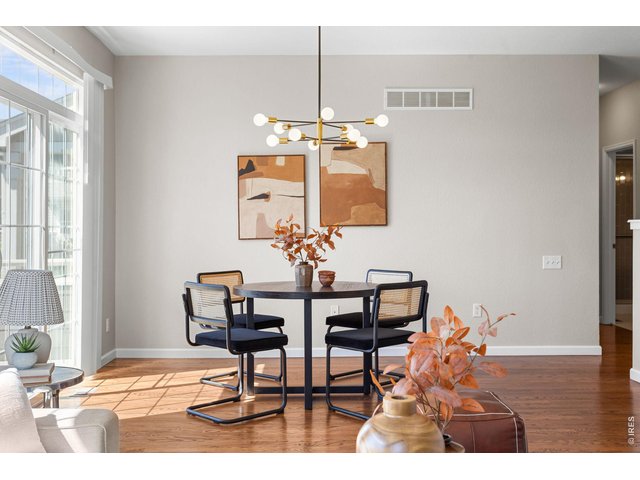 Property Photo 11 Eat-in Dining Space