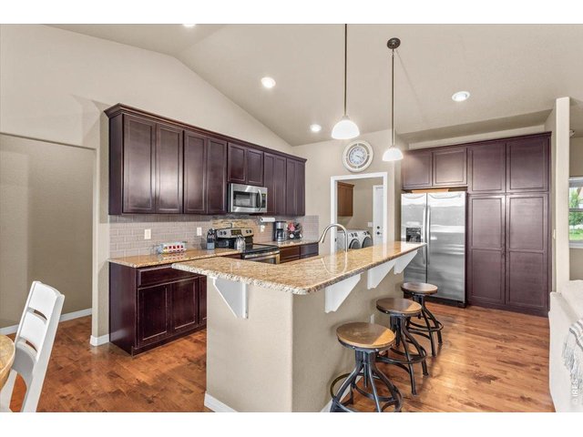 Property Photo 13 Granite counters