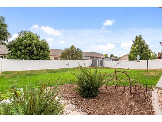 Property Photo 34 Garden area