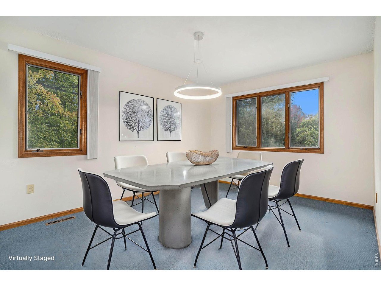 Property Photo 10 Dining Room - Virtually Furnished