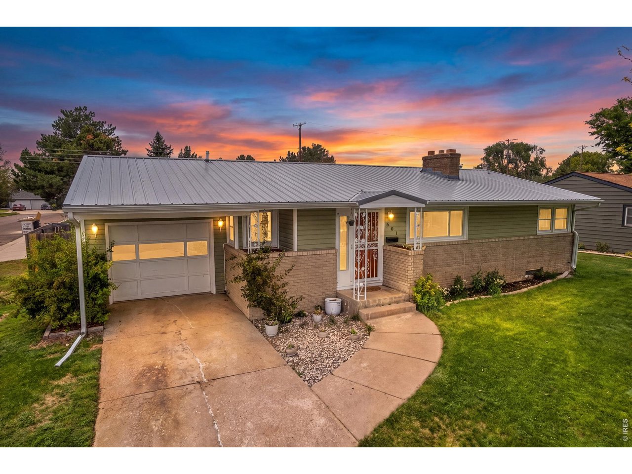 Property Photo 1 