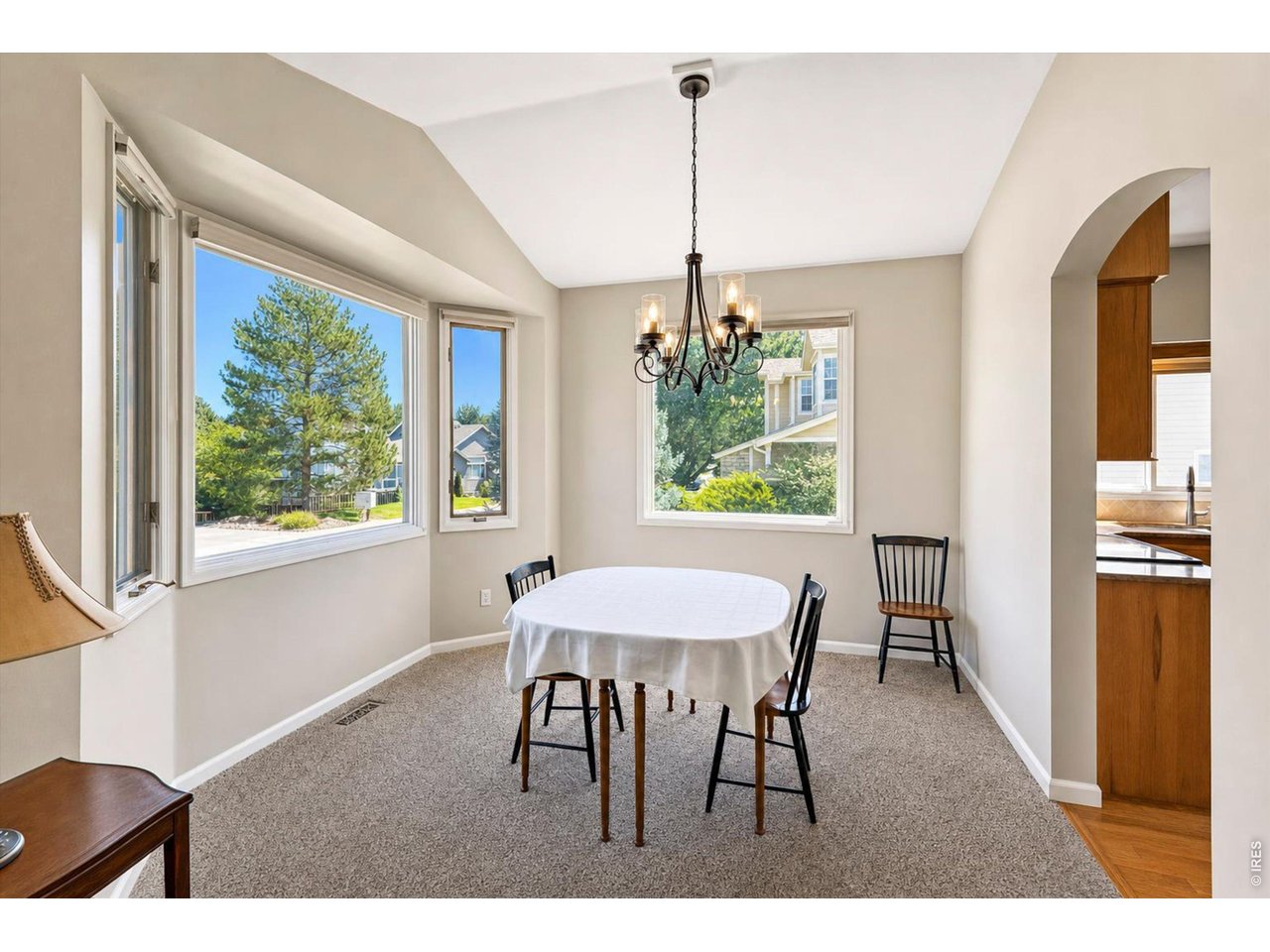 Property Photo 14 Dining room
