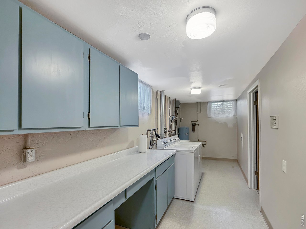 Property Photo 33 Laundry Room