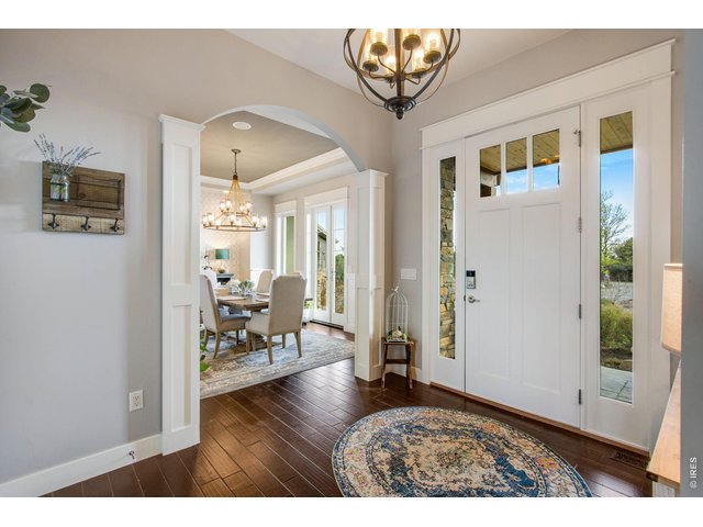 Property Photo 10 Foyer