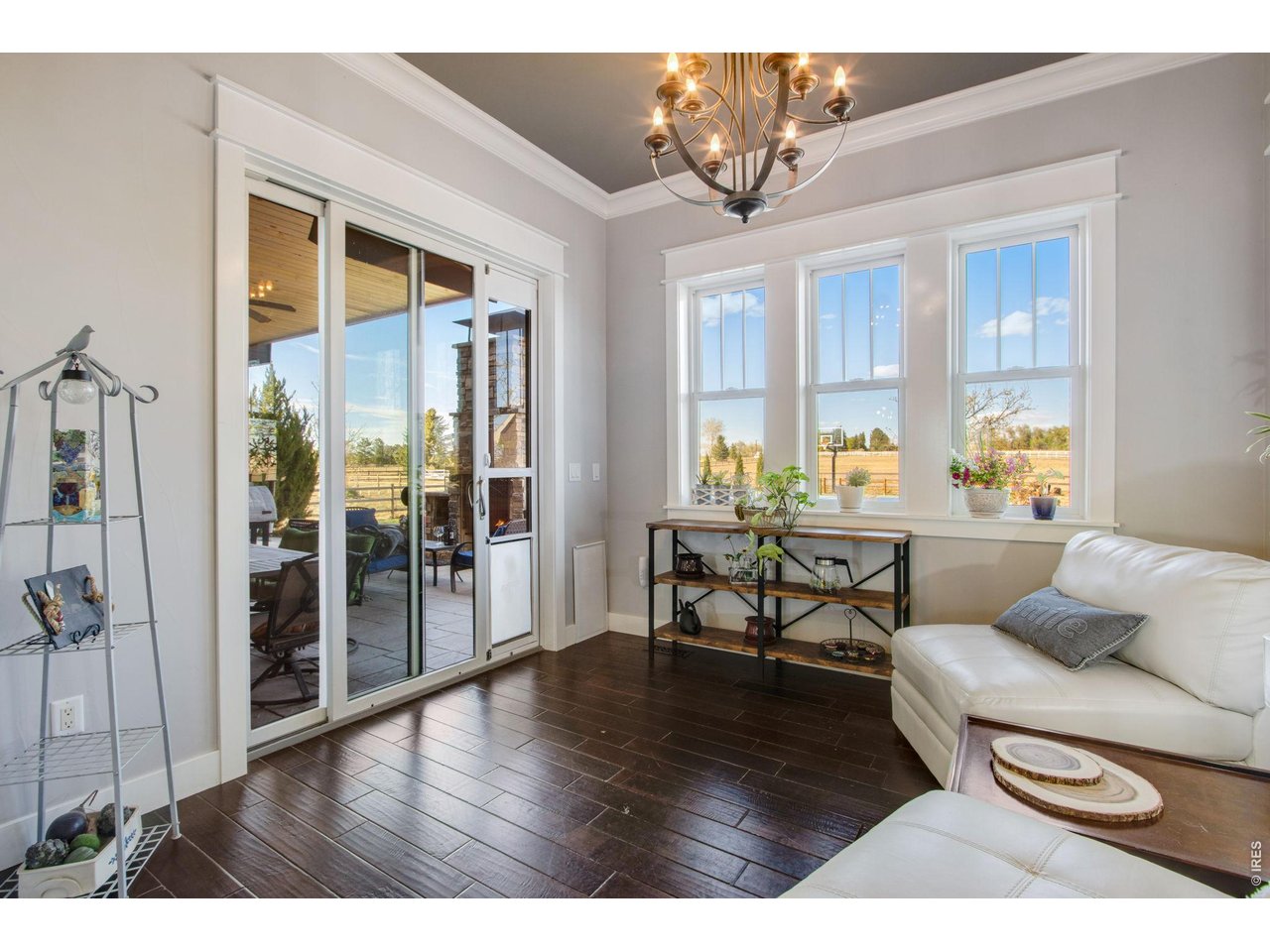 Property Photo 24 Breakfast nook with slider to the back patio.