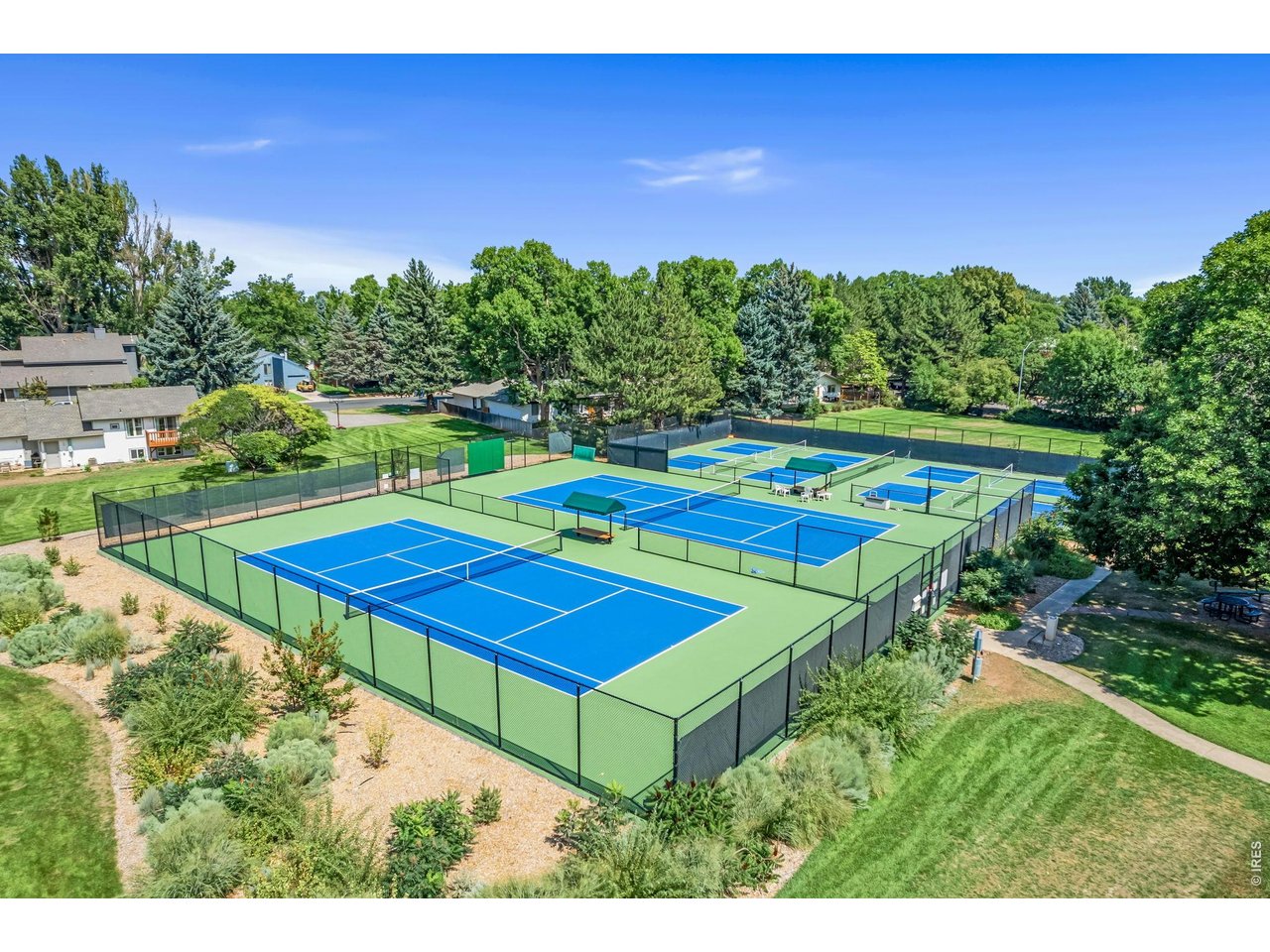 Property Photo 38 Parkwood amenities to explore!
