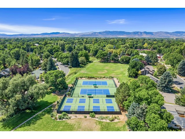Property Photo 39 Parkwood amenities to explore!