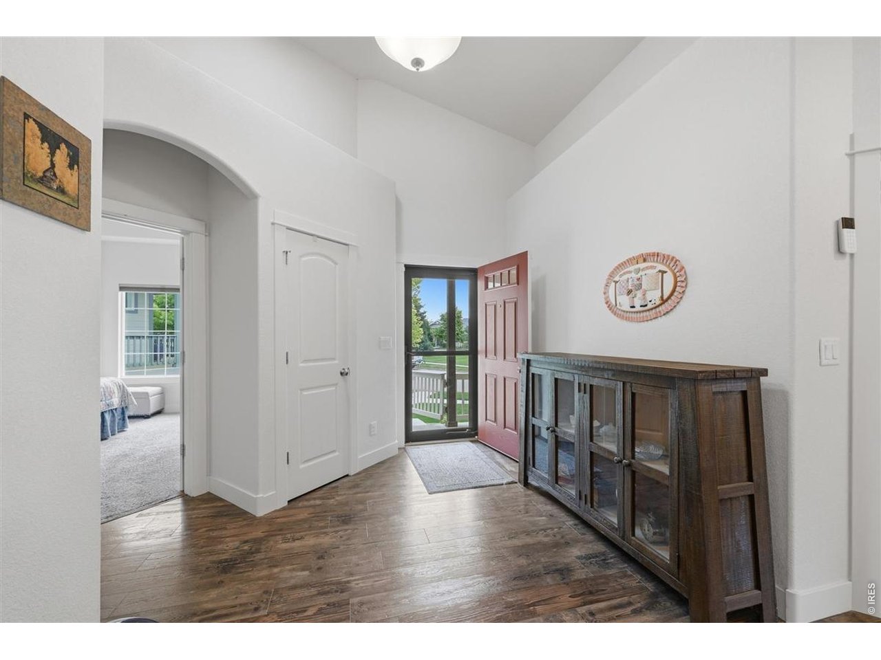 Property Photo 4 Foyer