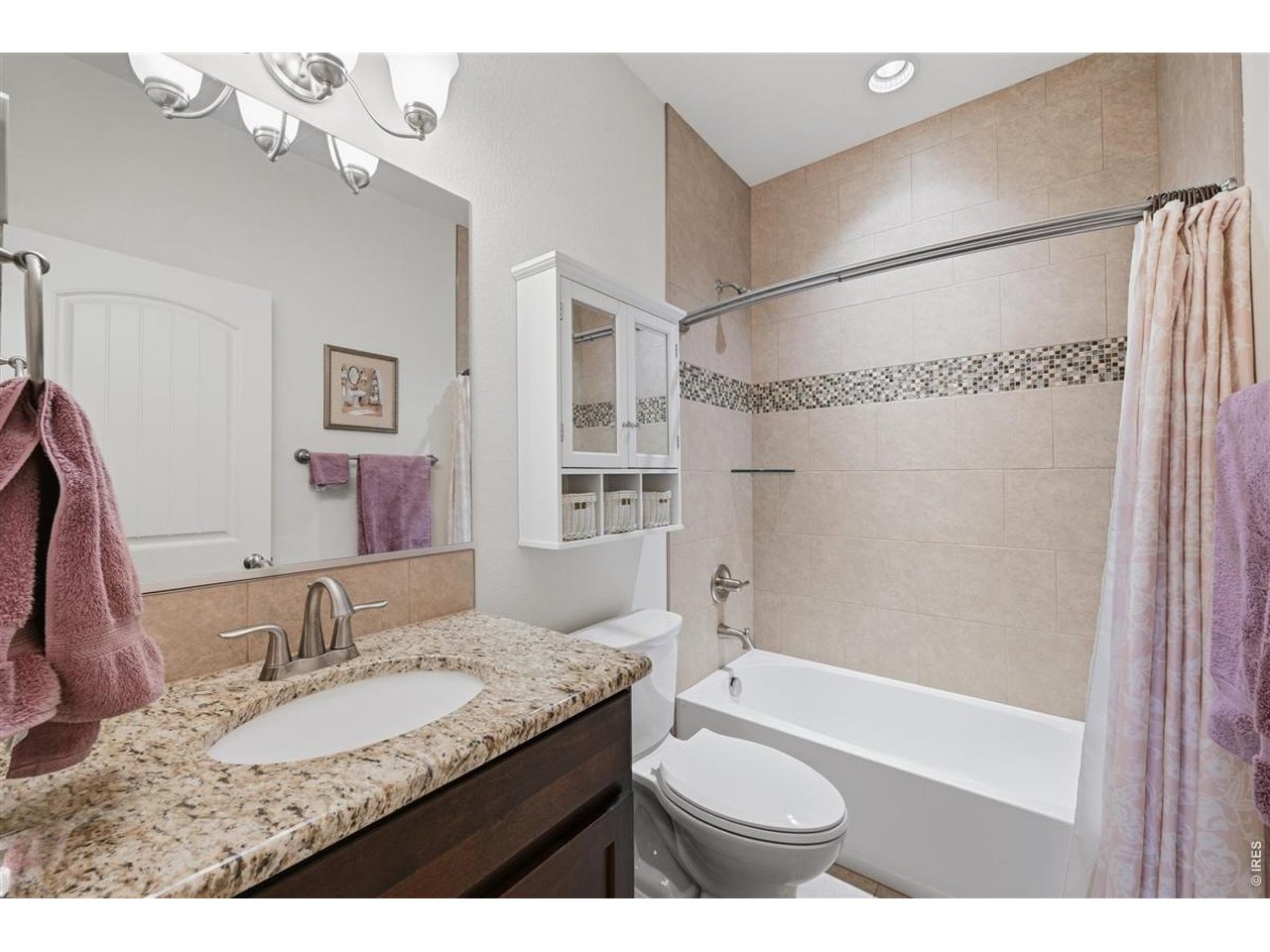 Property Photo 7 Main level bathroom