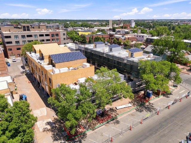 Property Photo 2 2 Story open concept, The Ultimate in High Performance and finished quality lock and leave residence! 2 Bedrooms, 2 Baths, open concept kitchen with study/office space on the main level and private basement.