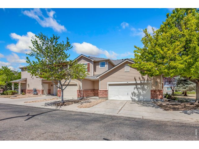Property Photo 2 Incredible value at almost $40,000 less than the last unit sold in this development! Don't tell your neighbors...