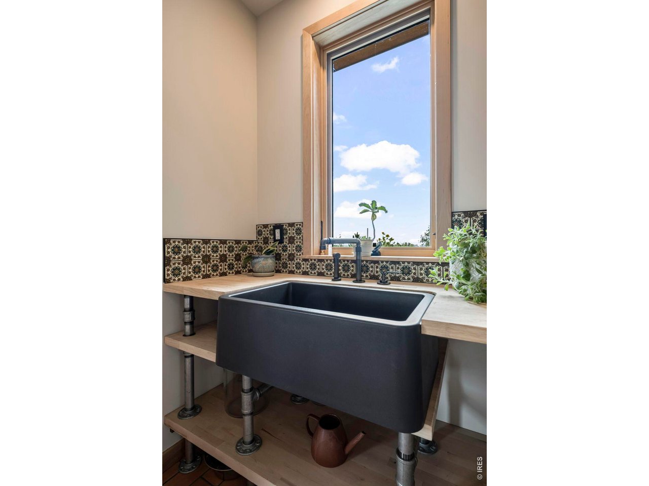 Property Photo 19 