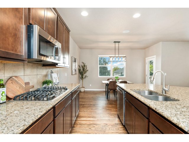 Property Photo 12 Gorgeous Granite Countertops