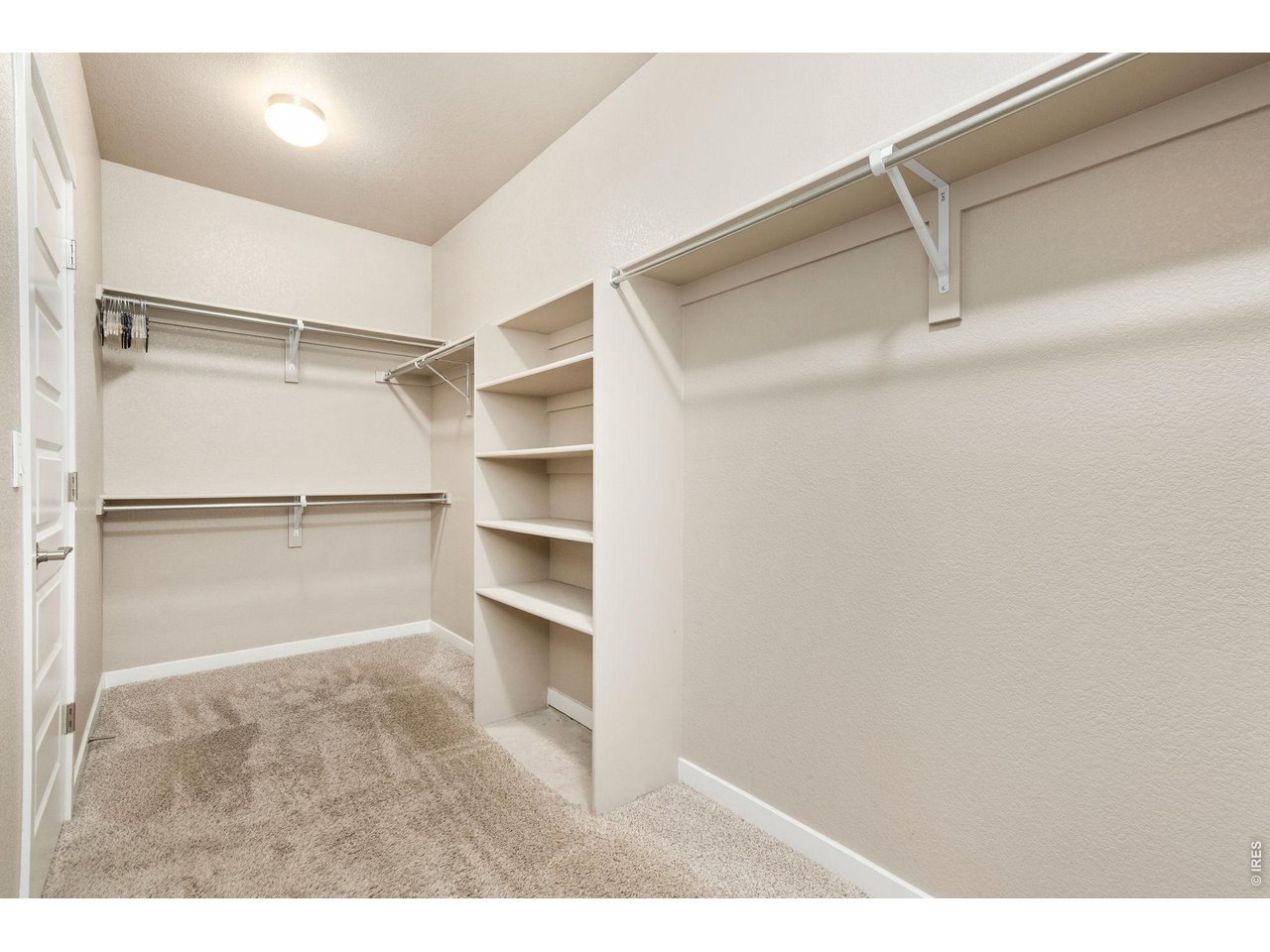 Property Photo 21 Large Walk In Closet