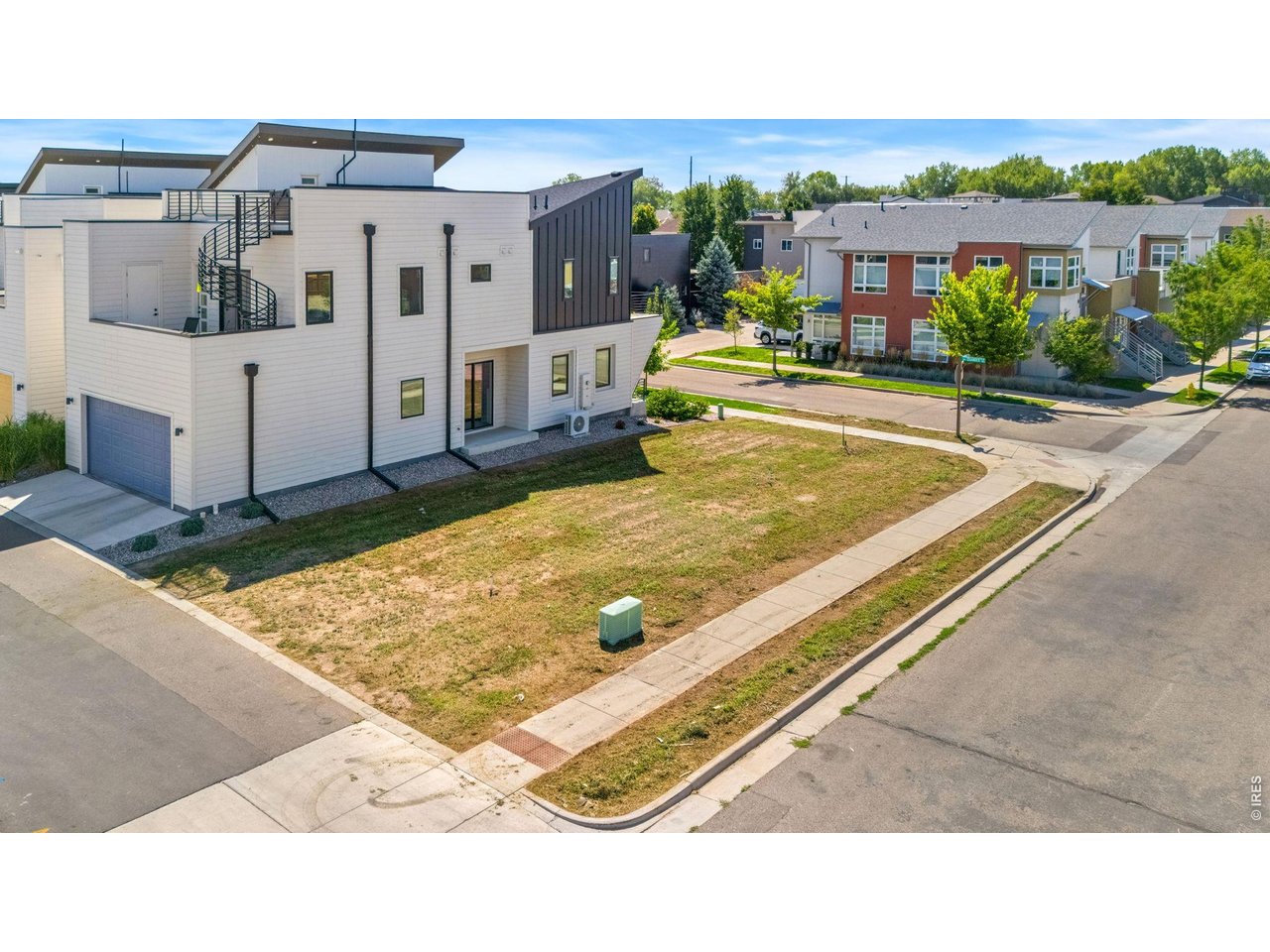 Property Photo 13 