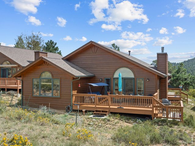 Property Photo 1 Welcome to 677 Cedar Ridge Cir!