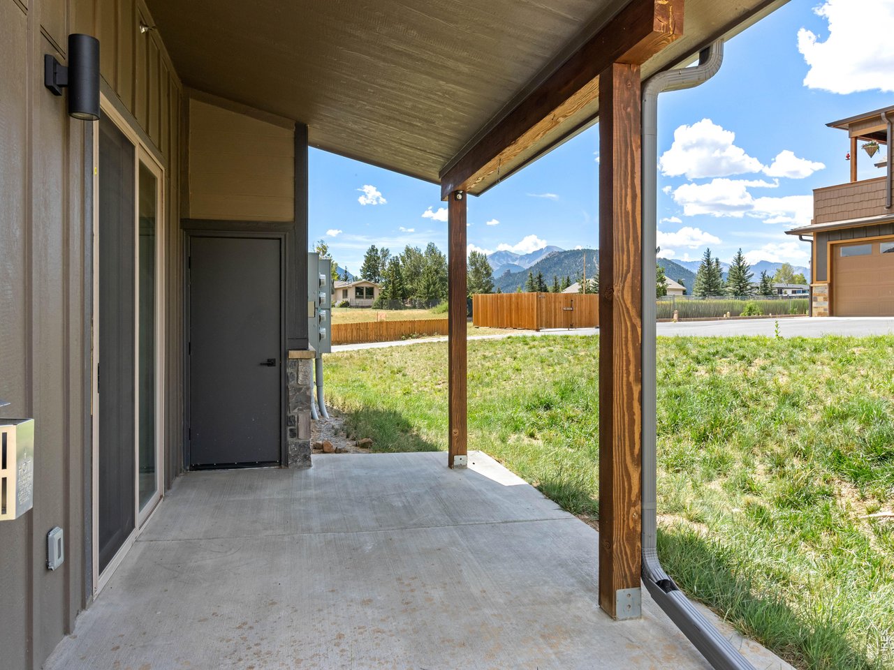 Property Photo 25 Covered patio