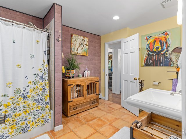 Property Photo 25 