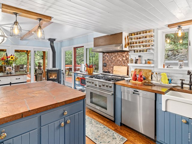 Property Photo 14 