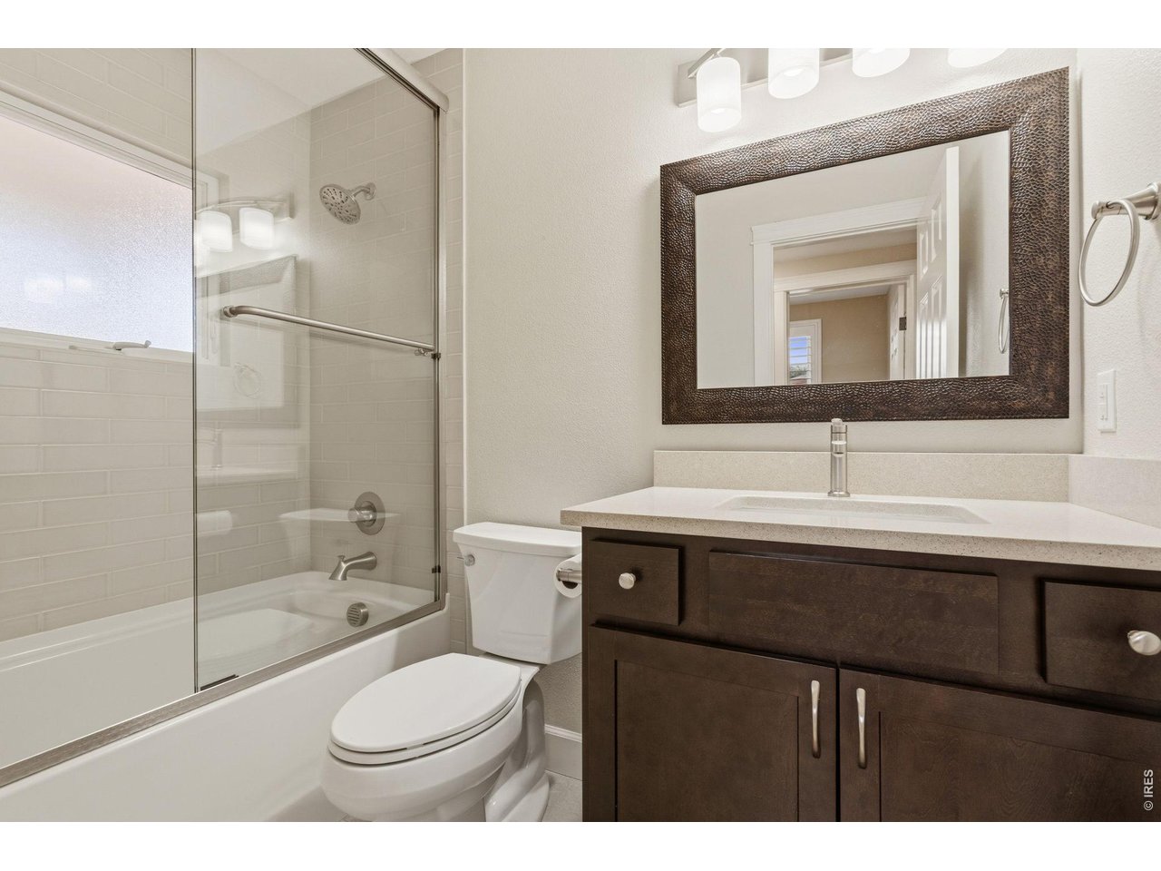 Property Photo 25 Full bathroom located on the main level has been completely upgraded.