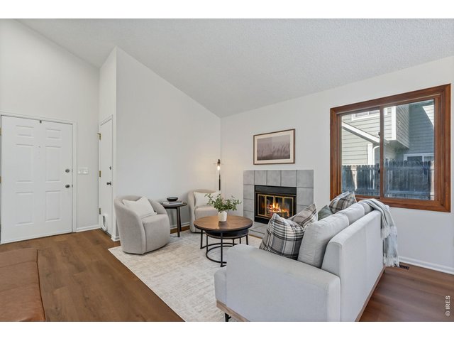 Property Photo 4 Living room and entry