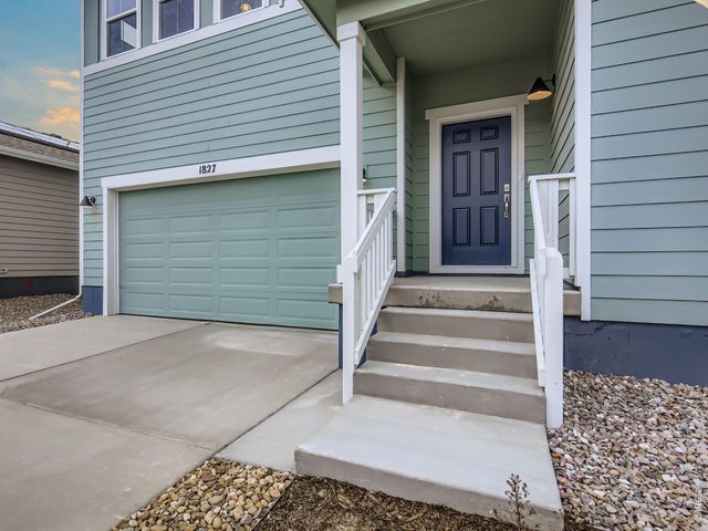 Property Photo 23 Front Exterior
