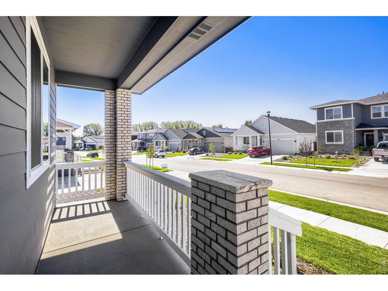 Property Photo 7 Large Front Porch