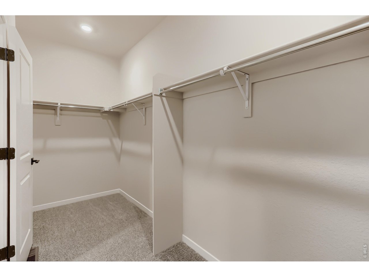 Property Photo 19 Primary Closet