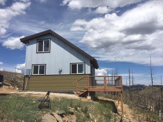2518 Whale Rock Rd Bellvue, CO 80512