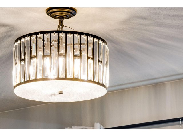 Property Photo 18 New interior light fixtures