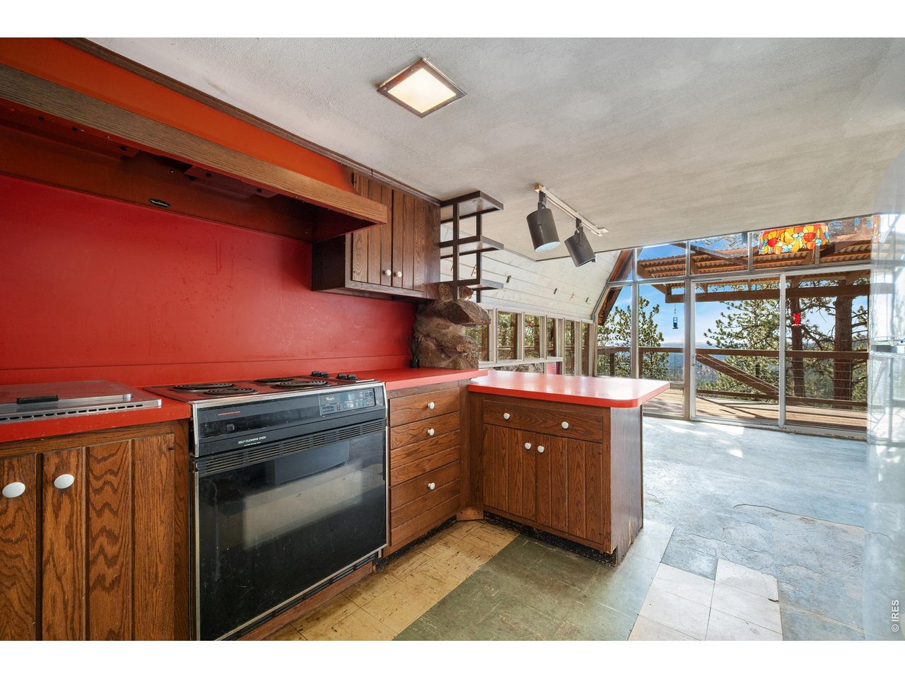 Property Photo 15 